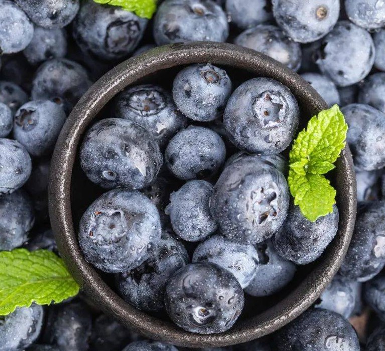 眼睛干涩，常吃这4种水果 