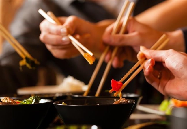 「排宿便，清肠毒」是伪命题？3 个常见「健康建议」竟然是错的